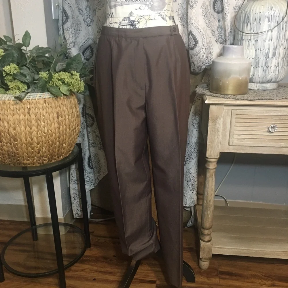 NORTON McNaughton  Petite rich brown poly/rayon dress slack
